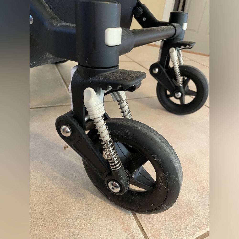 Bugaboo Cameleon 3 complete stroller >$2000 retail, almost new used condition - Picture 4 of 8